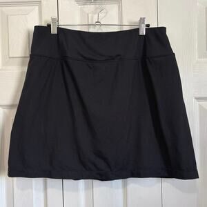 Title Nine Black Buttah Athletic Skort with Pockets Size Large
